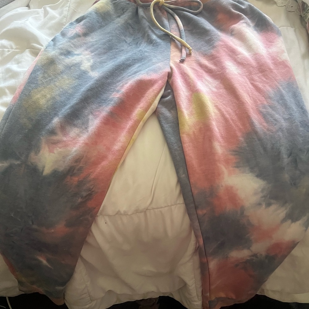 Tie-Dye Sweatpants in Pink, Blue, and Yellow with pockets. Size S-M